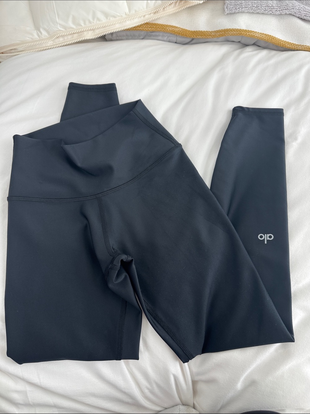 alo High-Waist Black Leggings